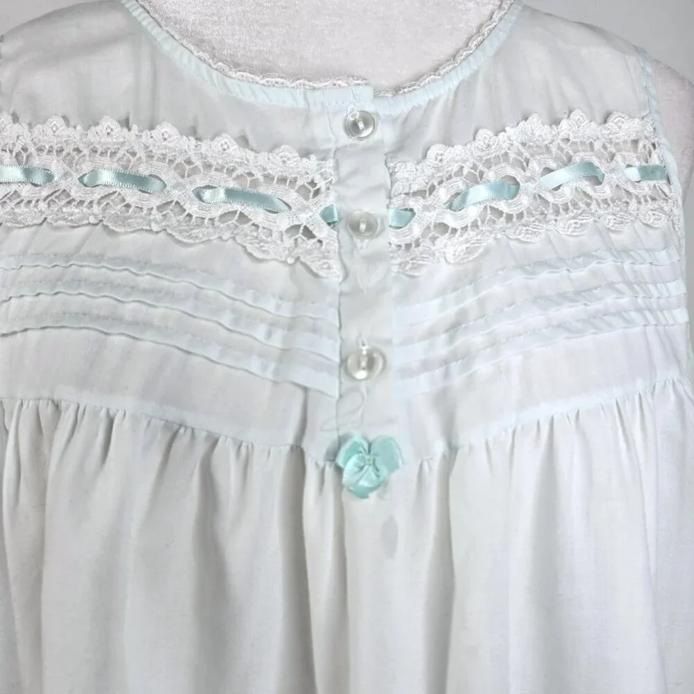 Vintage Women's Light Green Crochet Lace Ribbon Sleeveless Housedress Nightgown - Picture 2 of 6